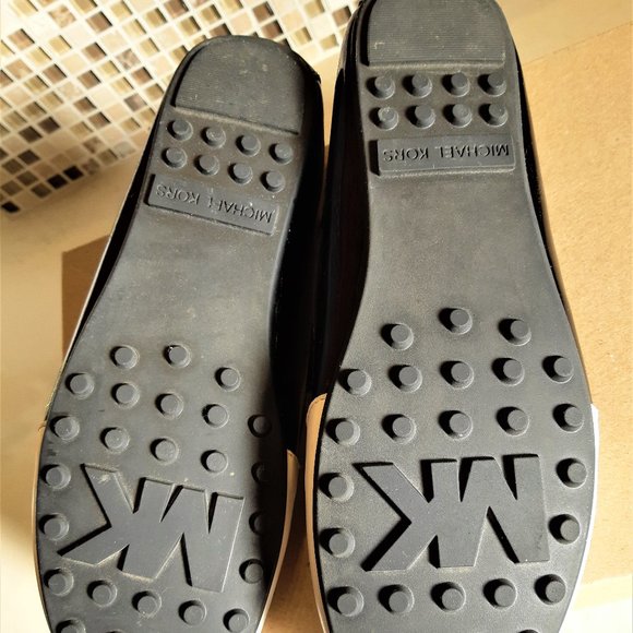 Michael KORS  black / white leather  moccasin - Picture 12 of 13